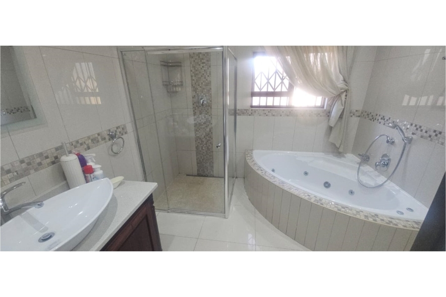4 Bedroom Property for Sale in Hadison Park Northern Cape